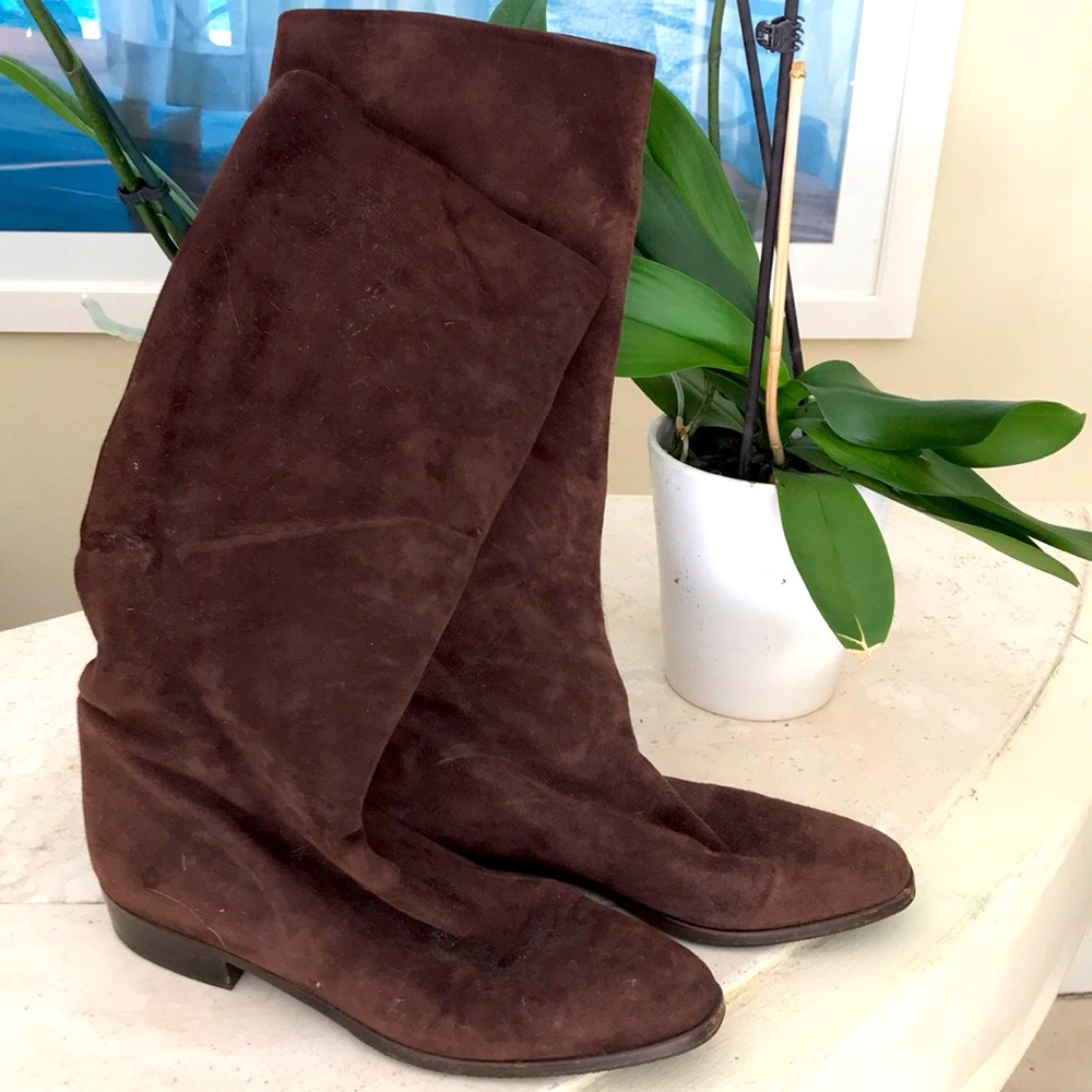 Italian brown suede boots flat